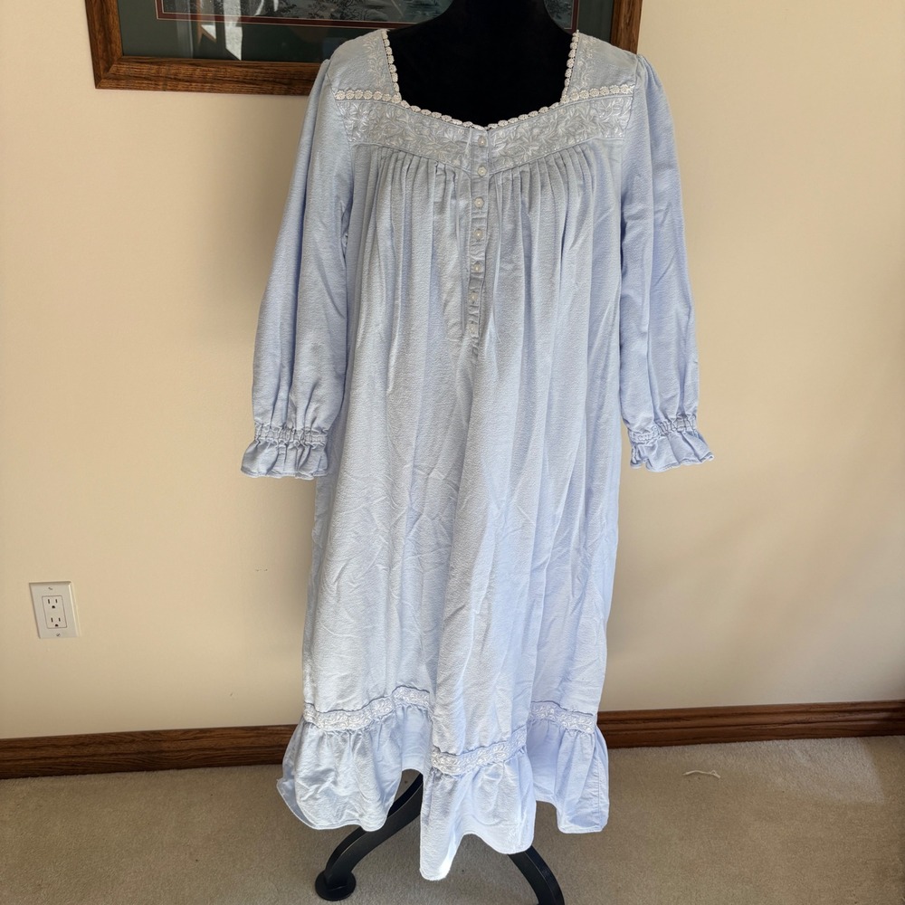 Eileen West Nightgown Womens Large Blue Cotton Long Sleeve Embroidered Sleepwear